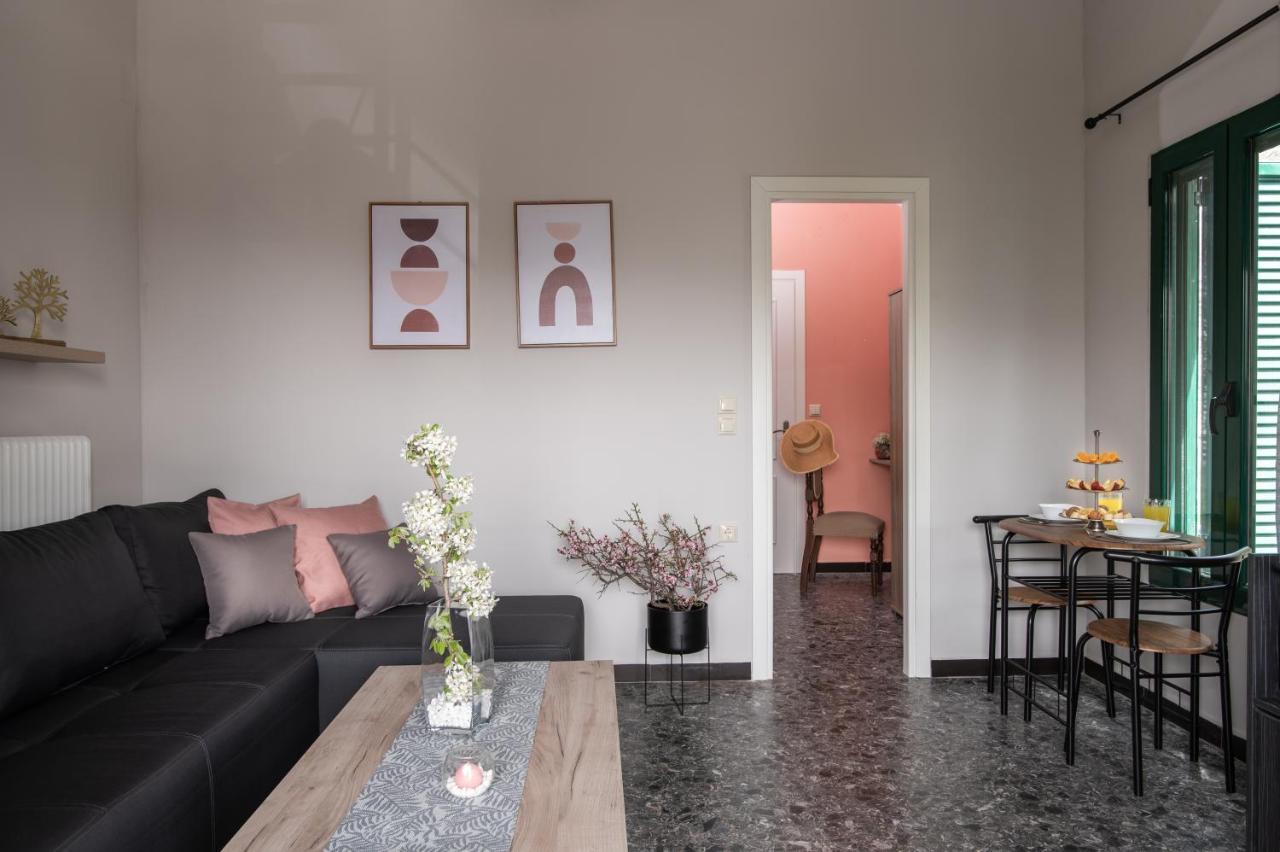 Square Apartment Kambanos Exteriör bild